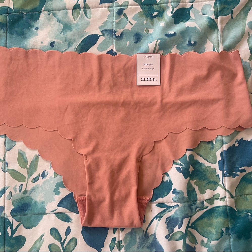 Auden Cheeky Invisible Edge color rose pink Size L (12-14)